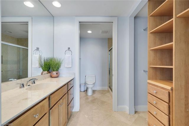 275 Indies WAY 503, Naples, FL 34110