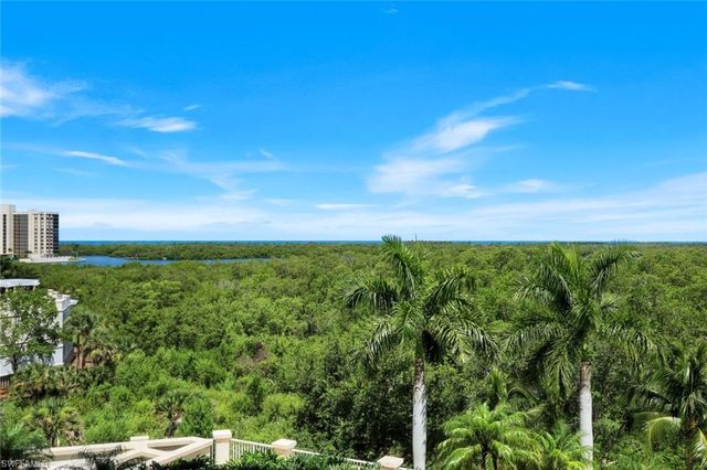 275 Indies WAY 503, Naples, FL 34110