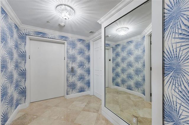 275 Indies WAY 503, Naples, FL 34110