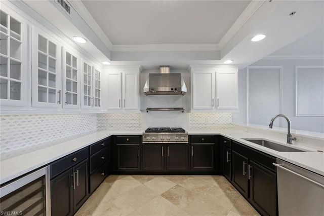 275 Indies WAY 503, Naples, FL 34110