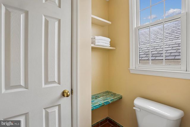 246 HART MEWS, Gaithersburg, MD 20878