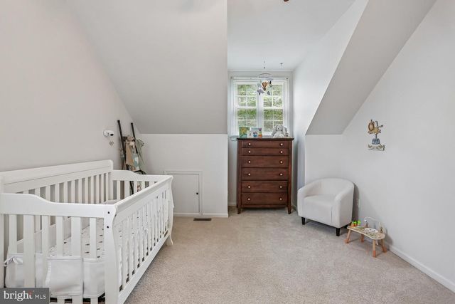 246 HART MEWS, Gaithersburg, MD 20878