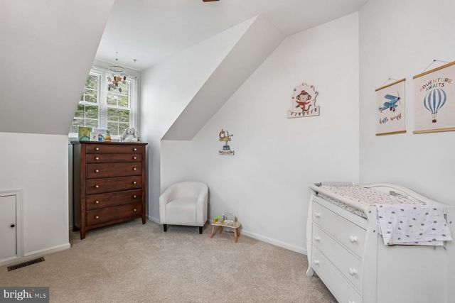 246 HART MEWS, Gaithersburg, MD 20878