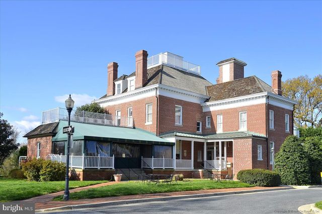 246 HART MEWS, Gaithersburg, MD 20878
