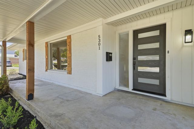 5301 Rutland Avenue, Fort Worth, TX 76133