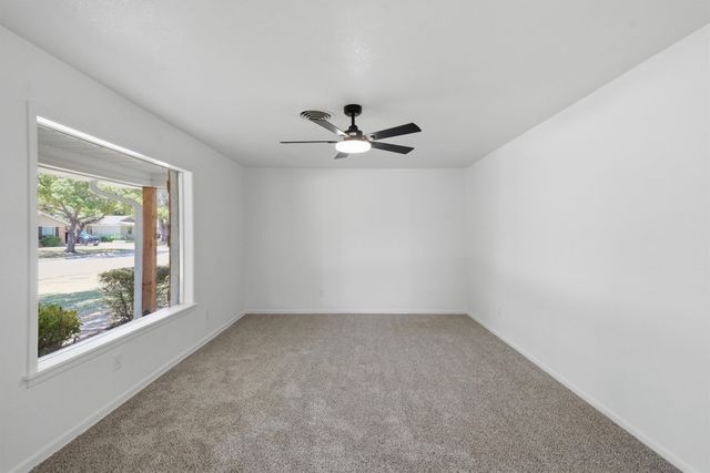 5301 Rutland Avenue, Fort Worth, TX 76133