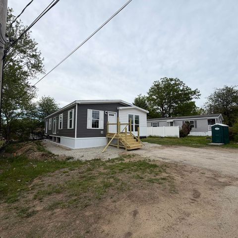 19 WEST Lane, Rochester, NH 03867