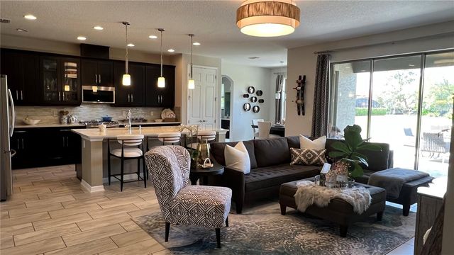 714 RIVIERA BELLA DRIVE, Debary, FL 32713