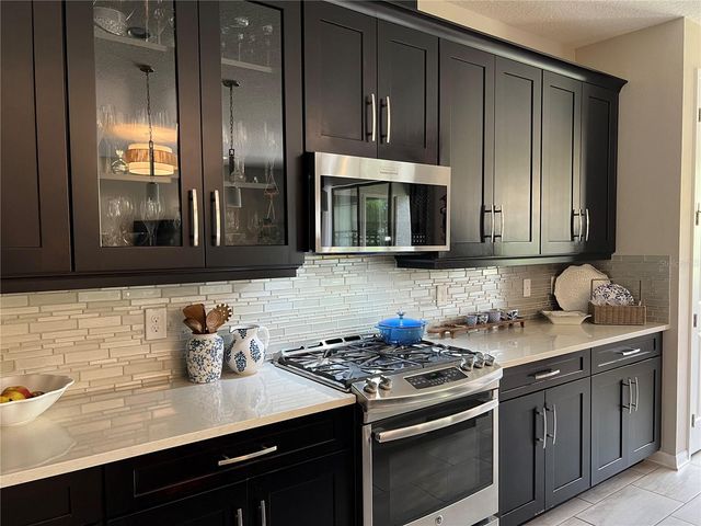 714 RIVIERA BELLA DRIVE, Debary, FL 32713