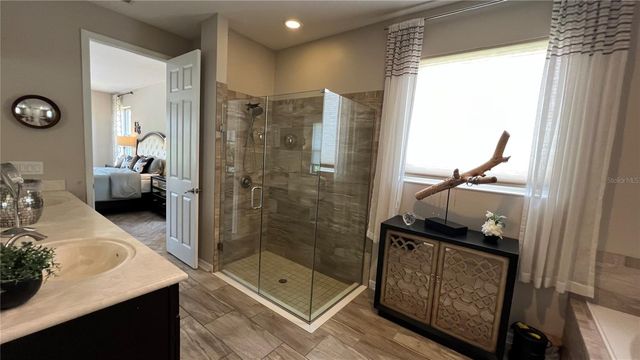 714 RIVIERA BELLA DRIVE, Debary, FL 32713