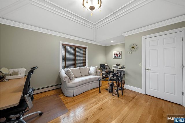 21 Priscilla Lane, Englewood Cliffs, NJ 07632