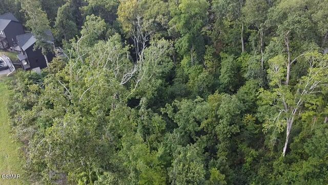 144 Reedmont Way, Sevierville, TN 37876