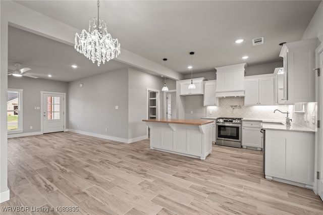 815 Avondale Drive, Alma, AR 72921