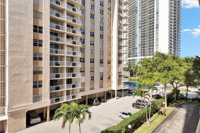 1865 S Ocean Dr 4C, Hallandale Beach, FL 33009