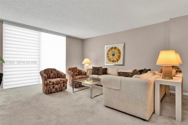 1865 S Ocean Dr 4C, Hallandale Beach, FL 33009