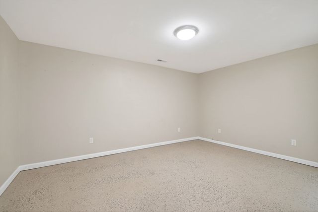 435 Heather Dr, Sparta, TN 38583