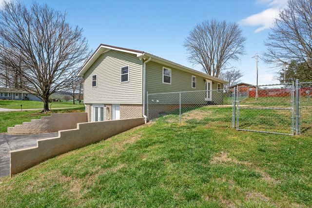435 Heather Dr, Sparta, TN 38583