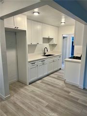 1230 Omelveny A, San Fernando, CA 91340