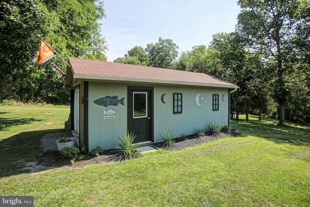 11086 WELSH RUN ROAD, Greencastle, PA 17225