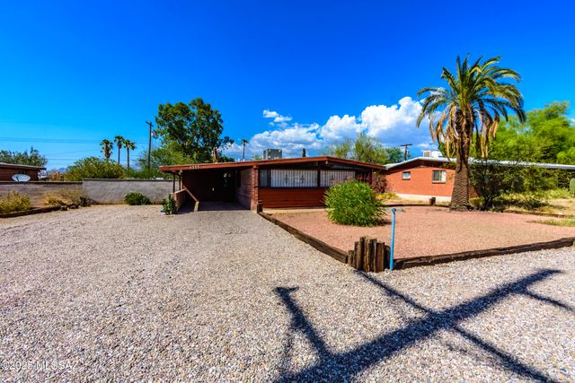 5225 E 5th Street, Tucson, AZ 85711