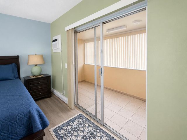 67 Camden C, West Palm Beach, FL 33417