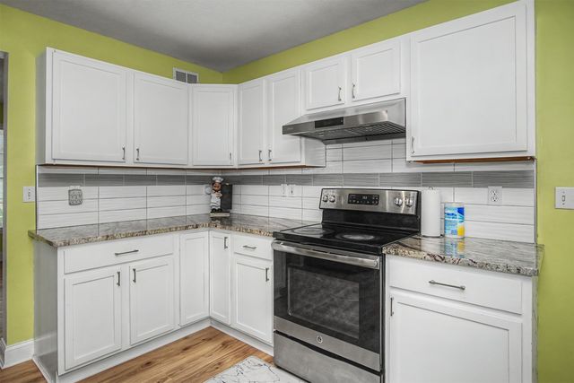2755 Somerset Drive, Ames, IA 50010