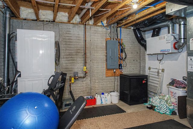 2755 Somerset Drive, Ames, IA 50010