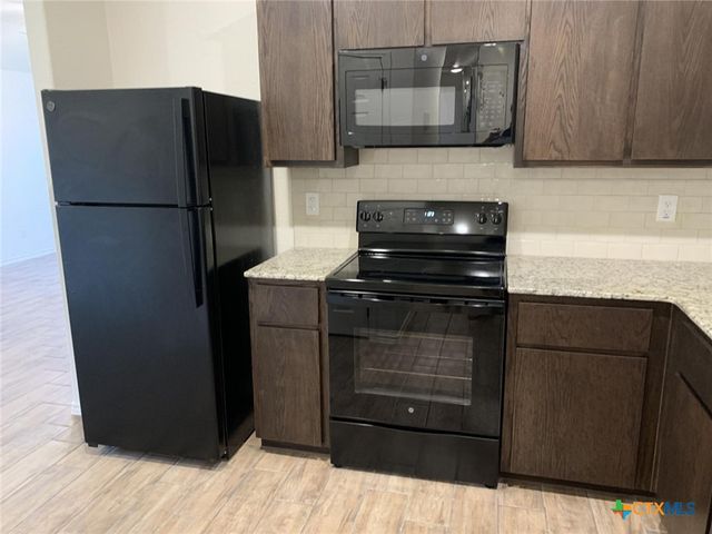 2412 Alterman Drive B, Temple, TX 76504