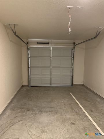 2412 Alterman Drive B, Temple, TX 76504