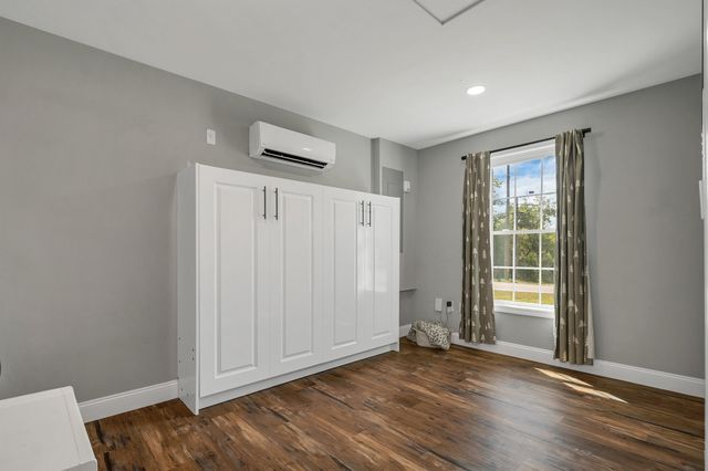 562 Pickering Road, Rochester, NH 03867