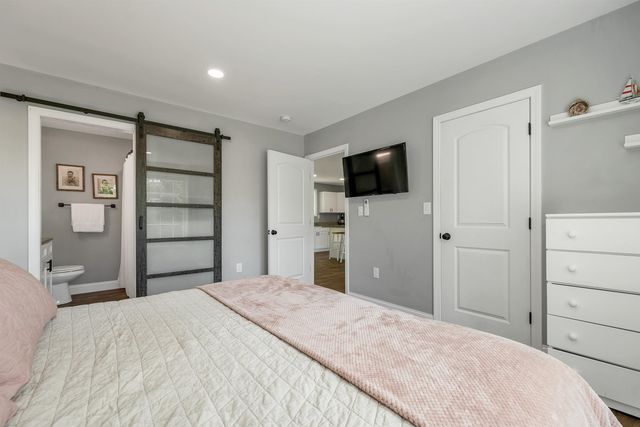 562 Pickering Road, Rochester, NH 03867