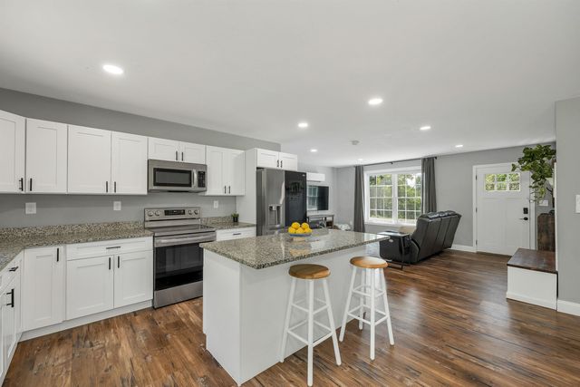 562 Pickering Road, Rochester, NH 03867