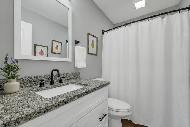 562 Pickering Road, Rochester, NH 03867