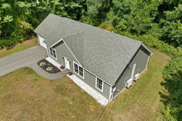 562 Pickering Road, Rochester, NH 03867