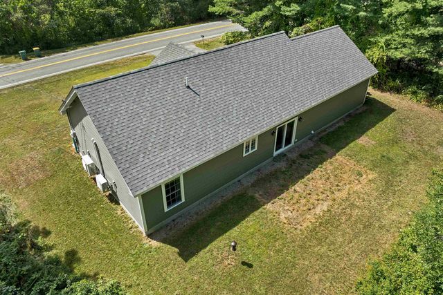 562 Pickering Road, Rochester, NH 03867