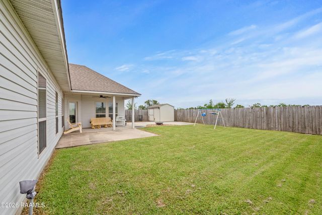 102 Agrarian Avenue, Rayne, LA 70578