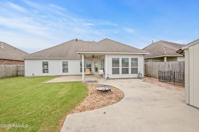 102 Agrarian Avenue, Rayne, LA 70578