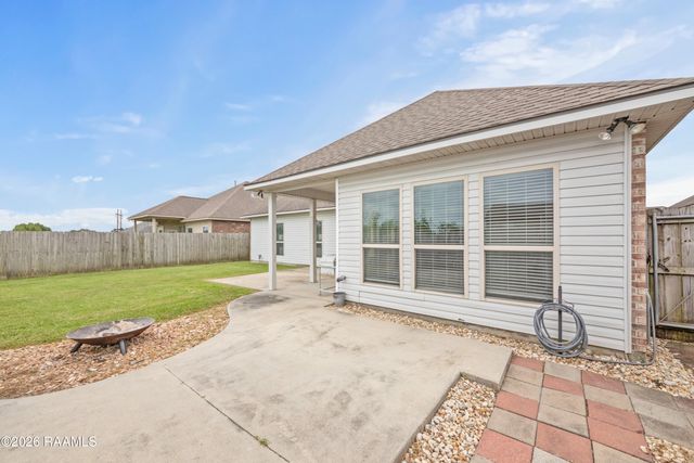 102 Agrarian Avenue, Rayne, LA 70578