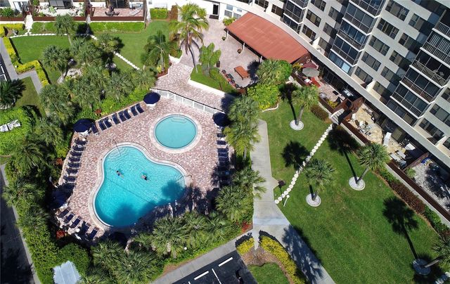 5855 MIDNIGHT PASS ROAD 510, Sarasota, FL 34242
