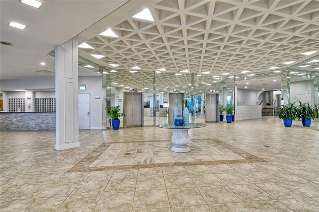 5855 MIDNIGHT PASS ROAD 510, Sarasota, FL 34242