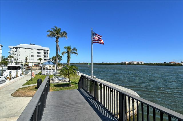 5855 MIDNIGHT PASS ROAD 510, Sarasota, FL 34242