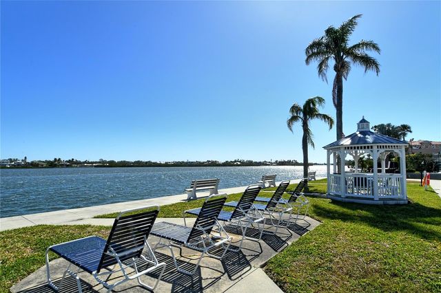 5855 MIDNIGHT PASS ROAD 510, Sarasota, FL 34242