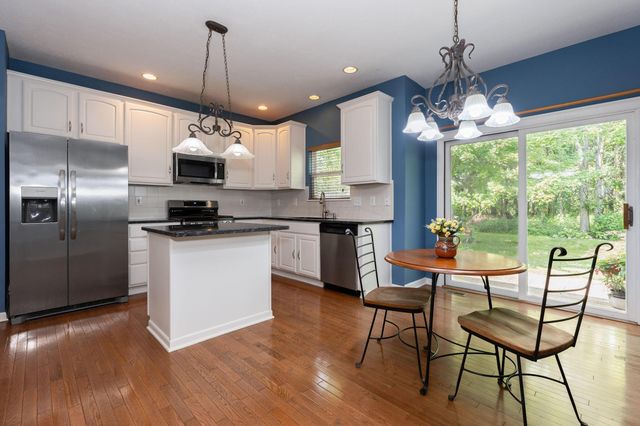 5725 Triplett Square, New Albany, OH 43054