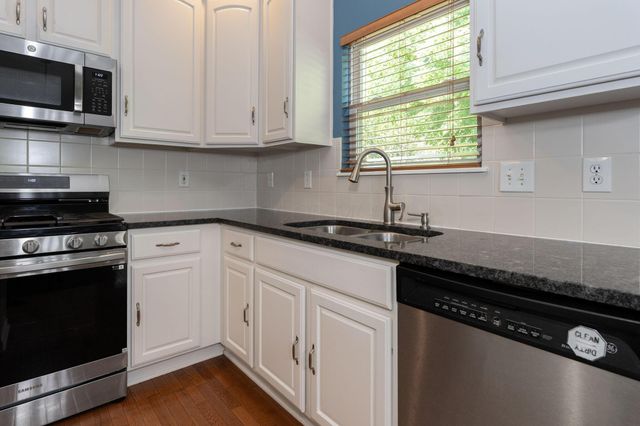 5725 Triplett Square, New Albany, OH 43054