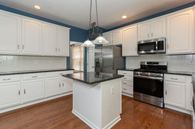 5725 Triplett Square, New Albany, OH 43054