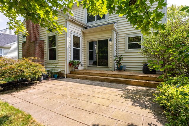 5725 Triplett Square, New Albany, OH 43054