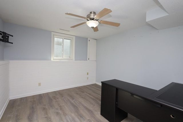 524 10th Avenue NW, Dodge Center, MN 55927