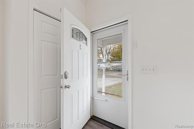 35833 Farragut Avenue, Westland, MI 48186