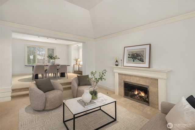 1716 Bellevue Way NE, Bellevue, WA 98004