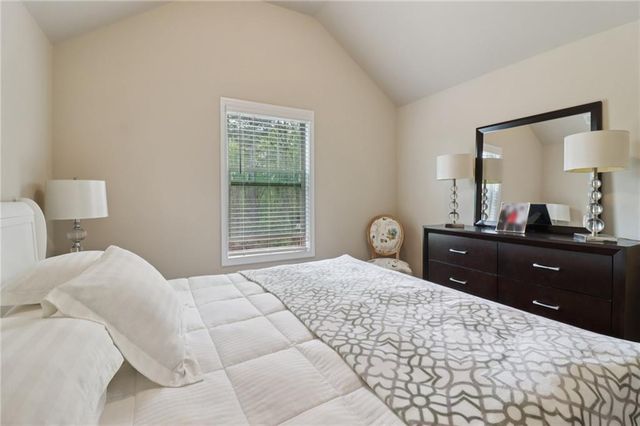 1001 Hartwell Road, Locust Grove, GA 30248